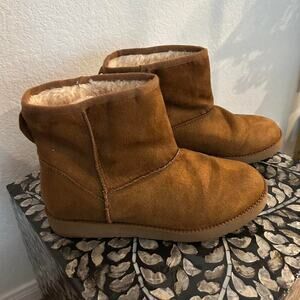 Brown faux suede ankle boots with faux‎ fur lining  Rock Candy Brand